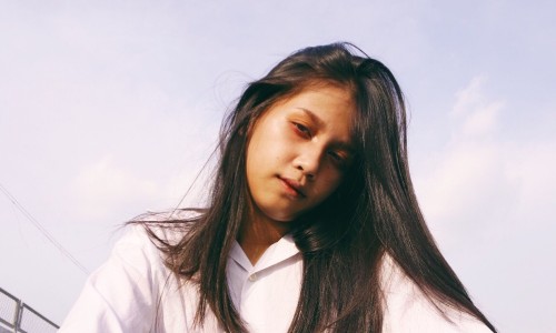 杏仁油的营养价值网-分享杏仁油营养价值高吗，杏仁油的营养价值及功效与作用知识库